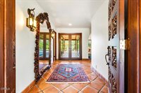 515 Del Oro Drive, Ojai, CA 93023