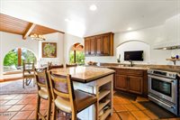 515 Del Oro Drive, Ojai, CA 93023