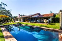 515 Del Oro Drive, Ojai, CA 93023