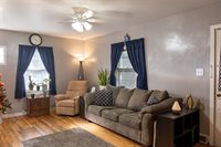 2621 60th Street, Des Moines, IA 50322