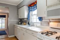 2621 60th Street, Des Moines, IA 50322