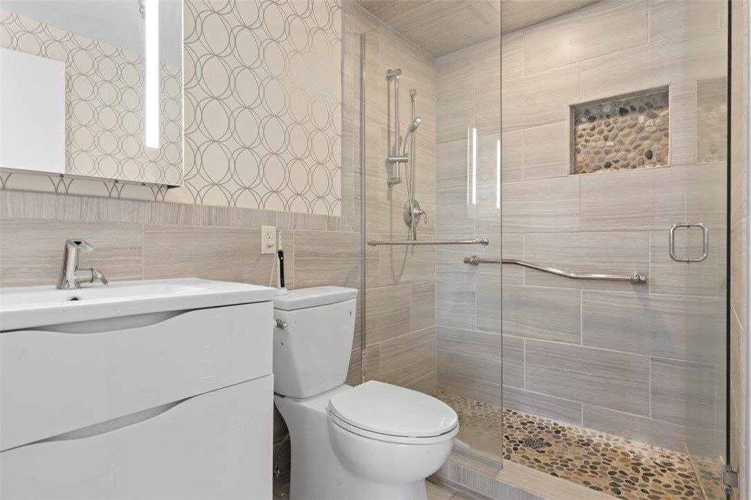 750 Washington Rd, Mt Lebanon, PA 15228