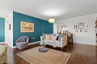 750 Washington Rd, Mt Lebanon, PA 15228