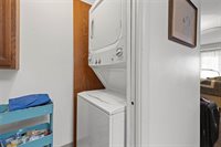 750 Washington Rd, Mt Lebanon, PA 15228