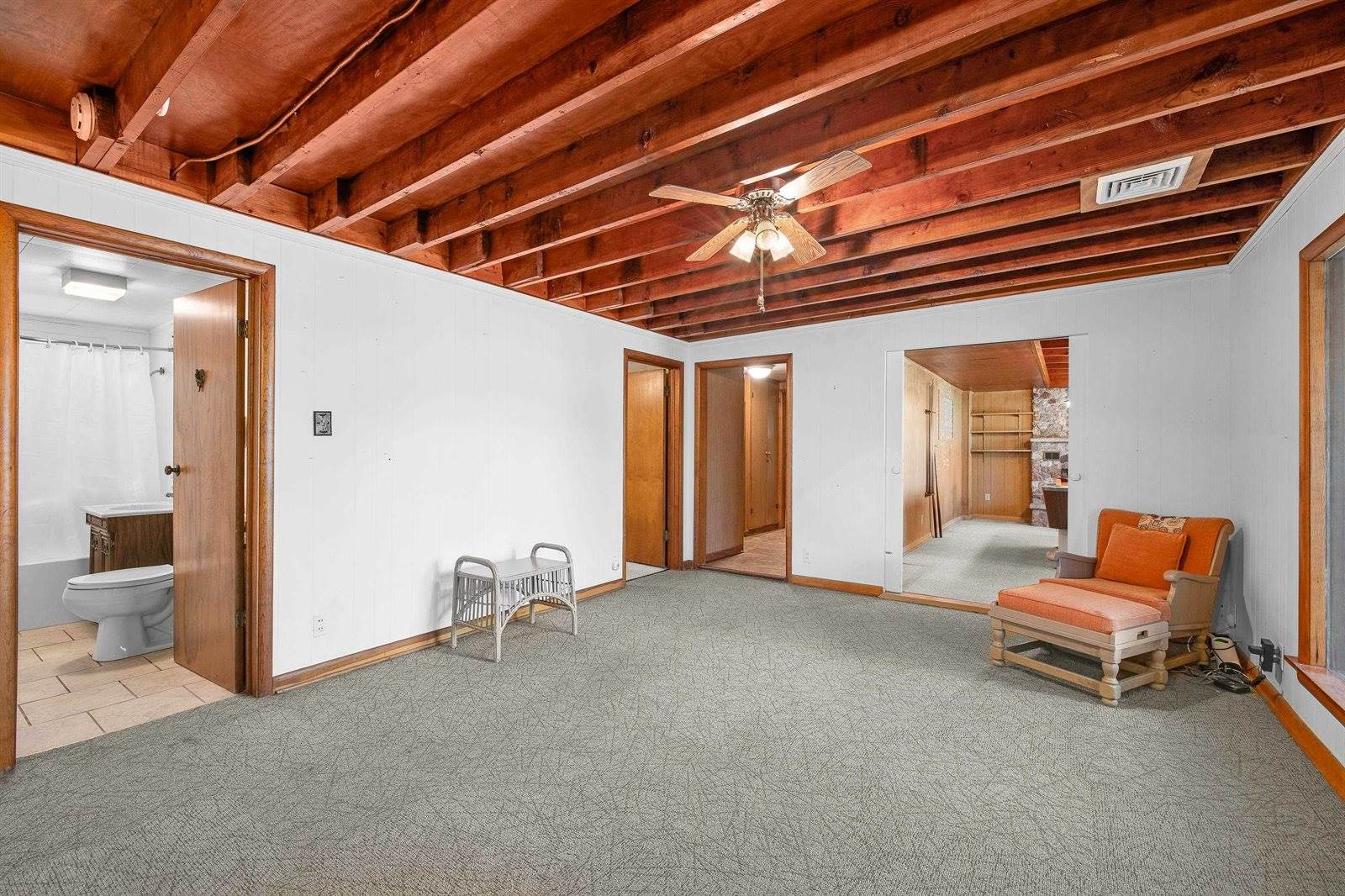 W12114 Greenwood Road, Hancock, WI 54943