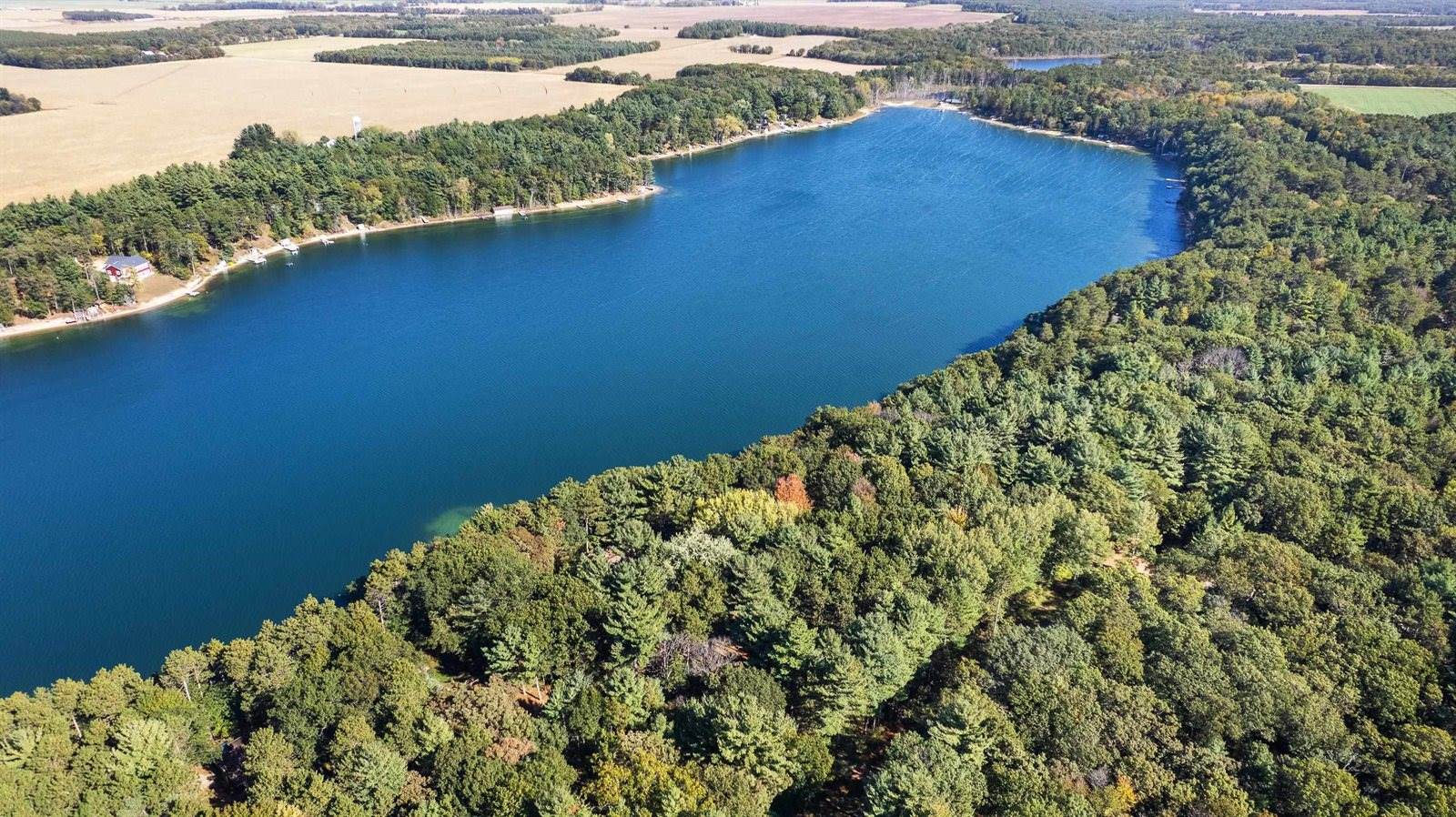 W12114 Greenwood Road, Hancock, WI 54943