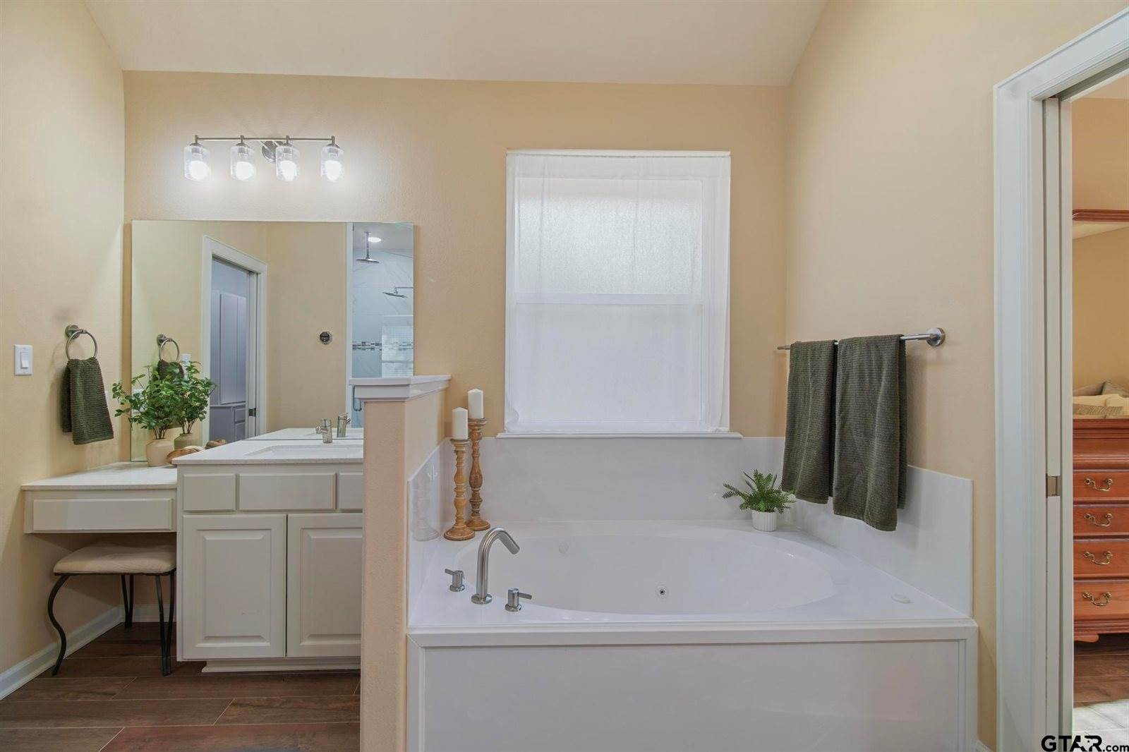 2222 Rana Park, Flint, TX 75762