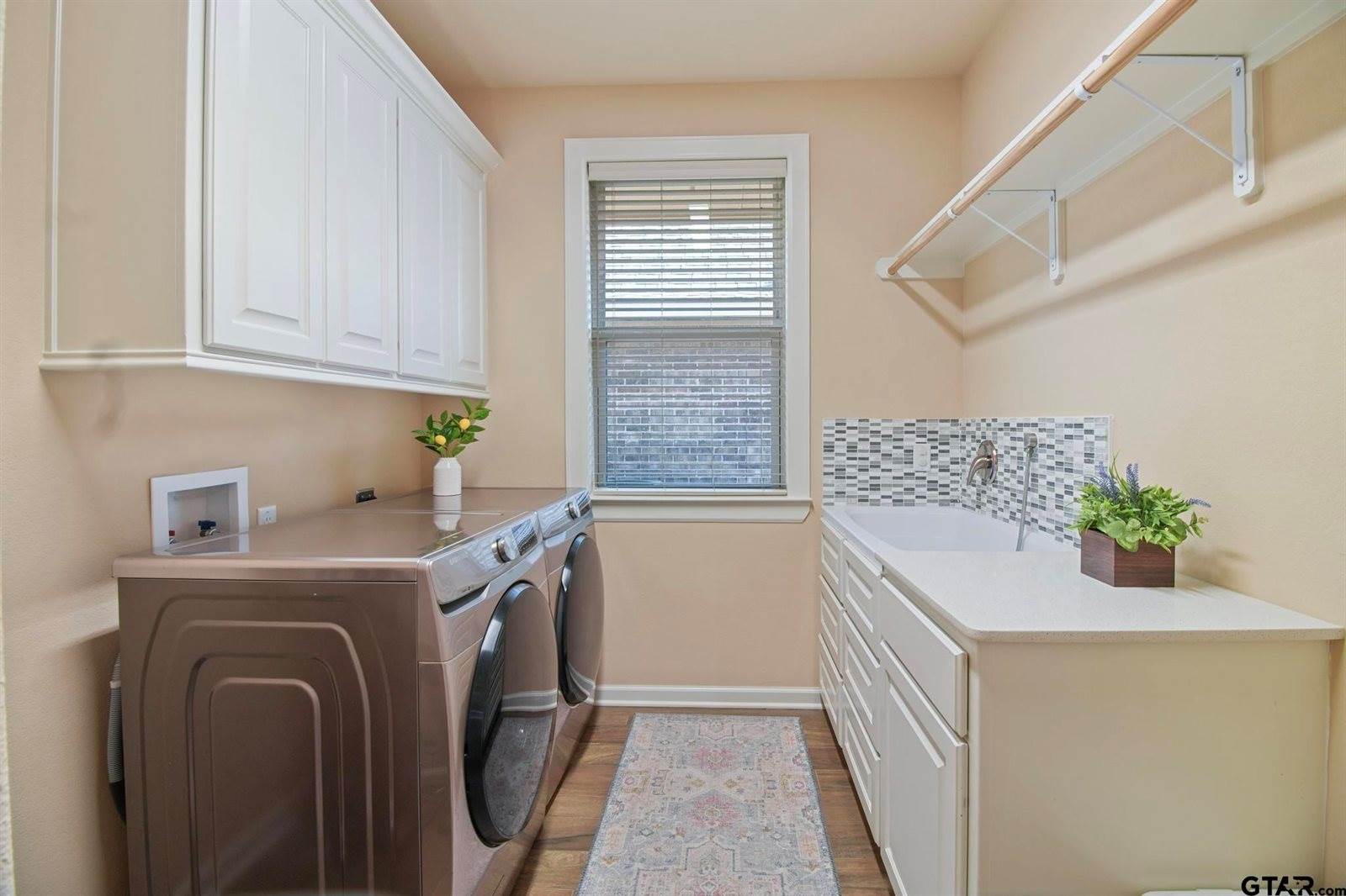 2222 Rana Park, Flint, TX 75762