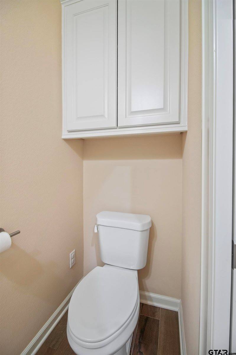 2222 Rana Park, Flint, TX 75762