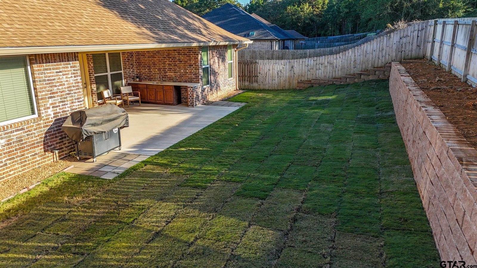 2222 Rana Park, Flint, TX 75762