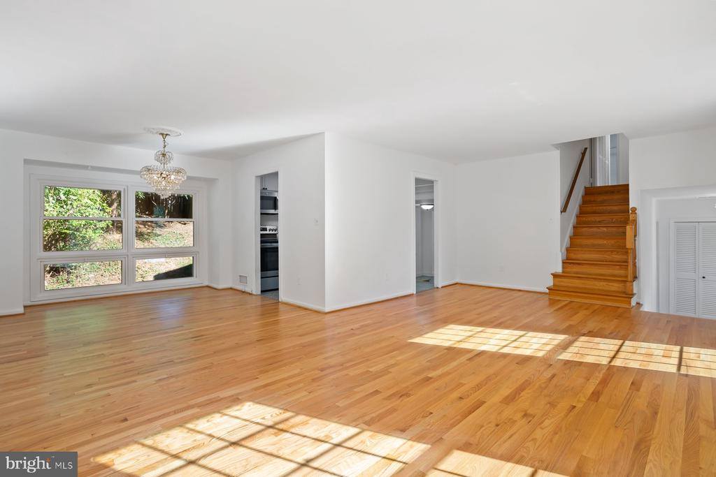 1242 Derbyshire Road, Potomac, MD 20854