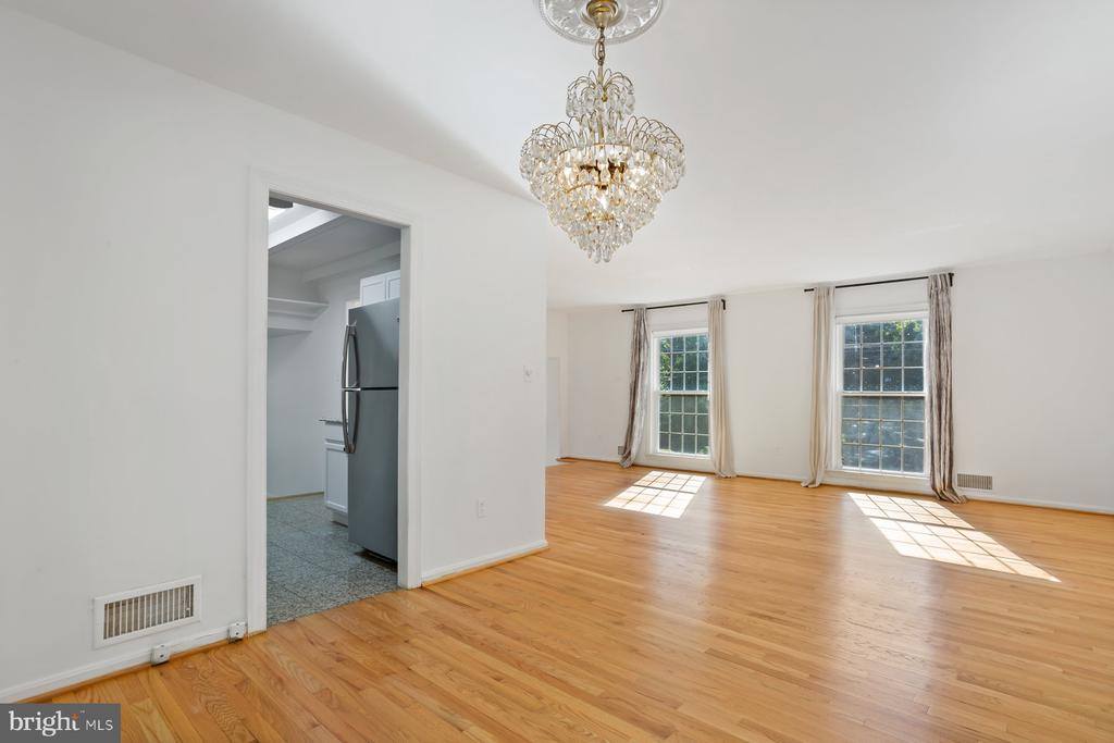 1242 Derbyshire Road, Potomac, MD 20854