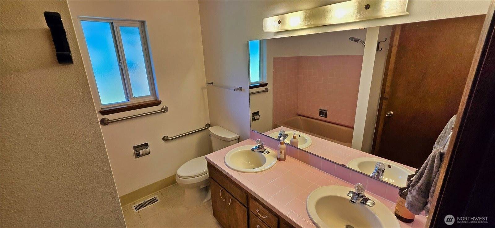 2200 Ontario, Bellingham, WA 98229