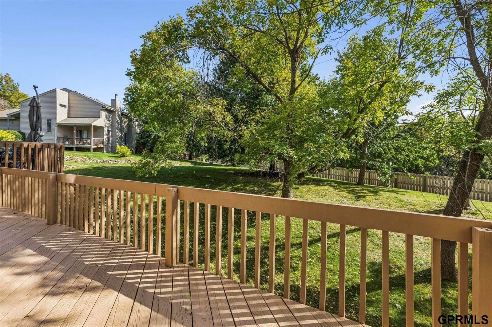 15355 Mason Plaza, Omaha, NE 68154