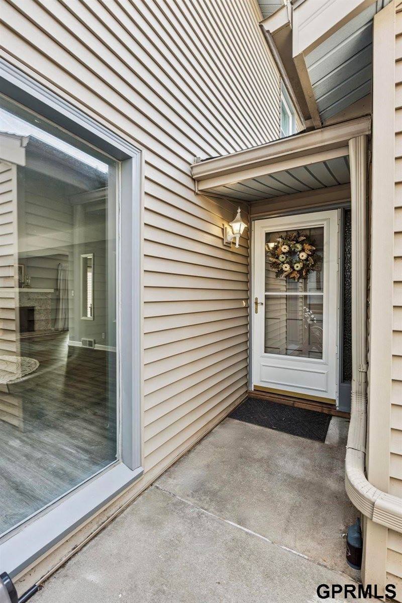 15355 Mason Plaza, Omaha, NE 68154