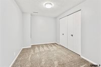 15355 Mason Plaza, Omaha, NE 68154
