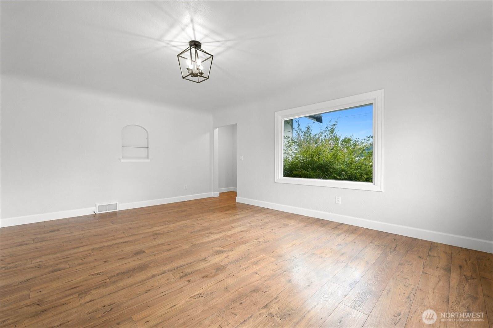 314 South 16th Street, Lynden, WA 98264