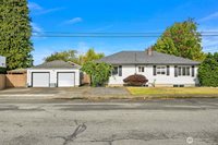 314 South 16th Street, Lynden, WA 98264