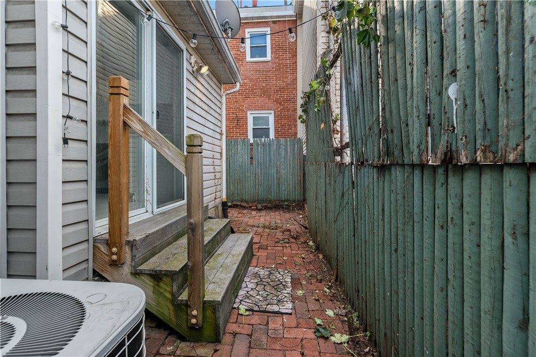 30 Uxor Way, South Side, PA 15203