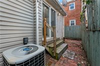 30 Uxor Way, South Side, PA 15203
