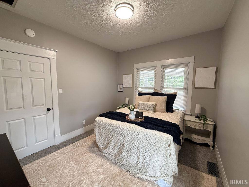 1909 Cherrywood Avenue, New Castle, IN 47362