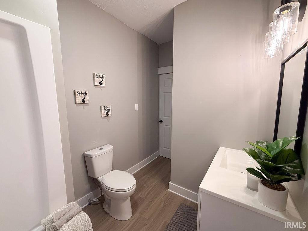 1909 Cherrywood Avenue, New Castle, IN 47362