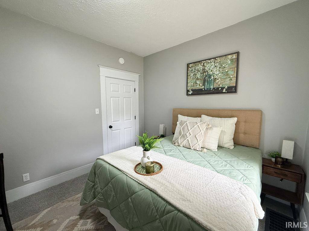 1909 Cherrywood Avenue, New Castle, IN 47362