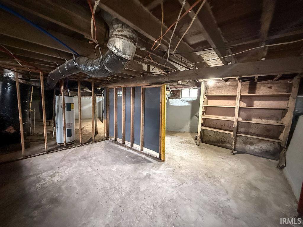 1909 Cherrywood Avenue, New Castle, IN 47362