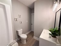 1909 Cherrywood Avenue, New Castle, IN 47362