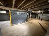 1909 Cherrywood Avenue, New Castle, IN 47362