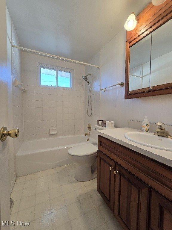 17706 Susan Avenue, Cleveland, OH 44111