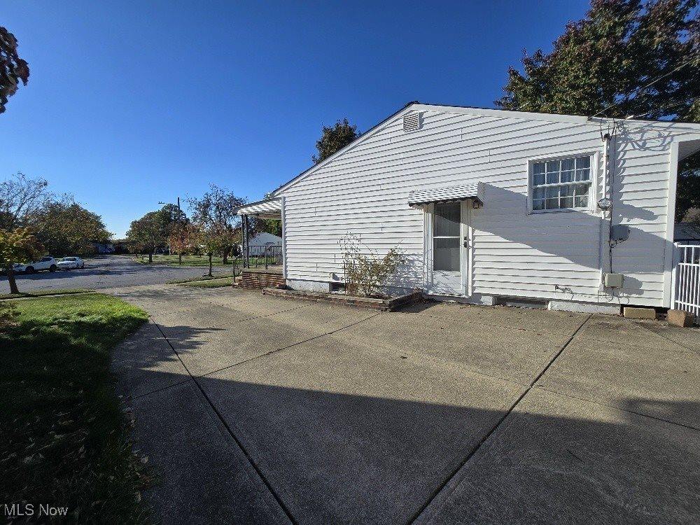 17706 Susan Avenue, Cleveland, OH 44111