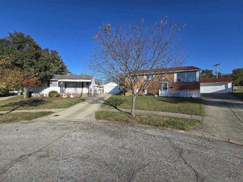 17706 Susan Avenue, Cleveland, OH 44111
