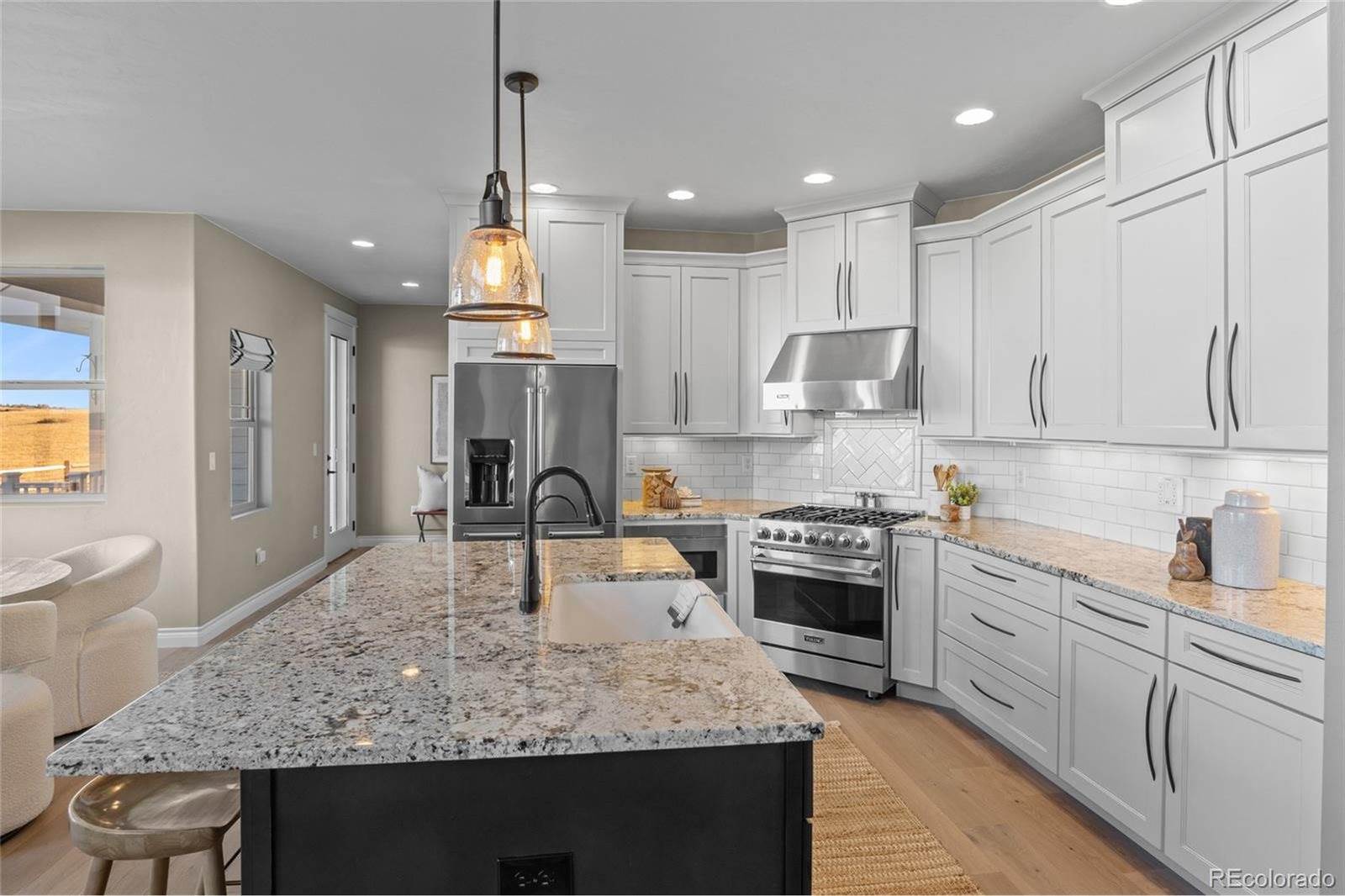 980 Promontory Cir, Elizabeth, CO 80107