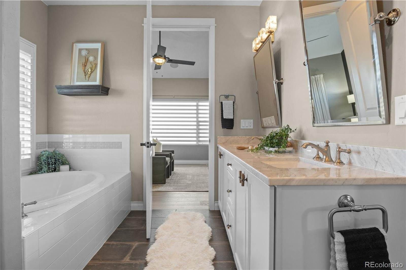 980 Promontory Cir, Elizabeth, CO 80107