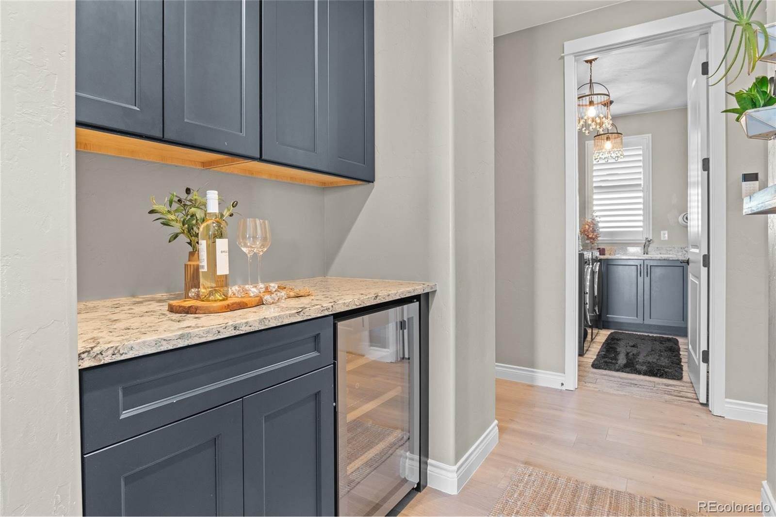 980 Promontory Cir, Elizabeth, CO 80107