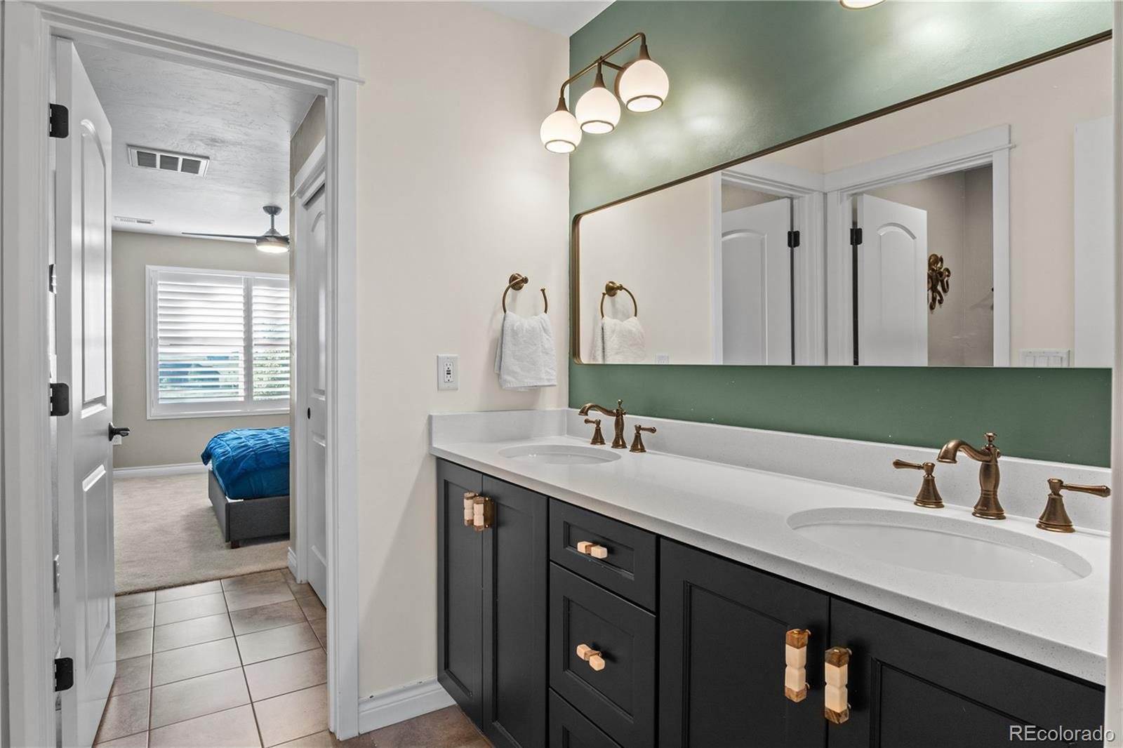 980 Promontory Cir, Elizabeth, CO 80107