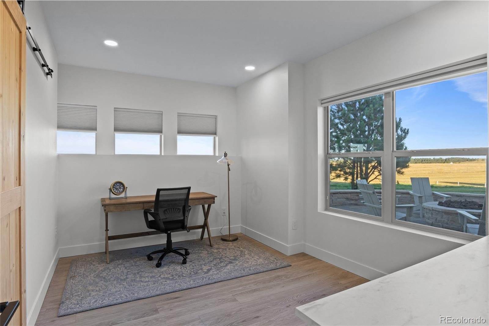 980 Promontory Cir, Elizabeth, CO 80107