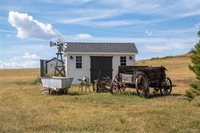 980 Promontory Cir, Elizabeth, CO 80107