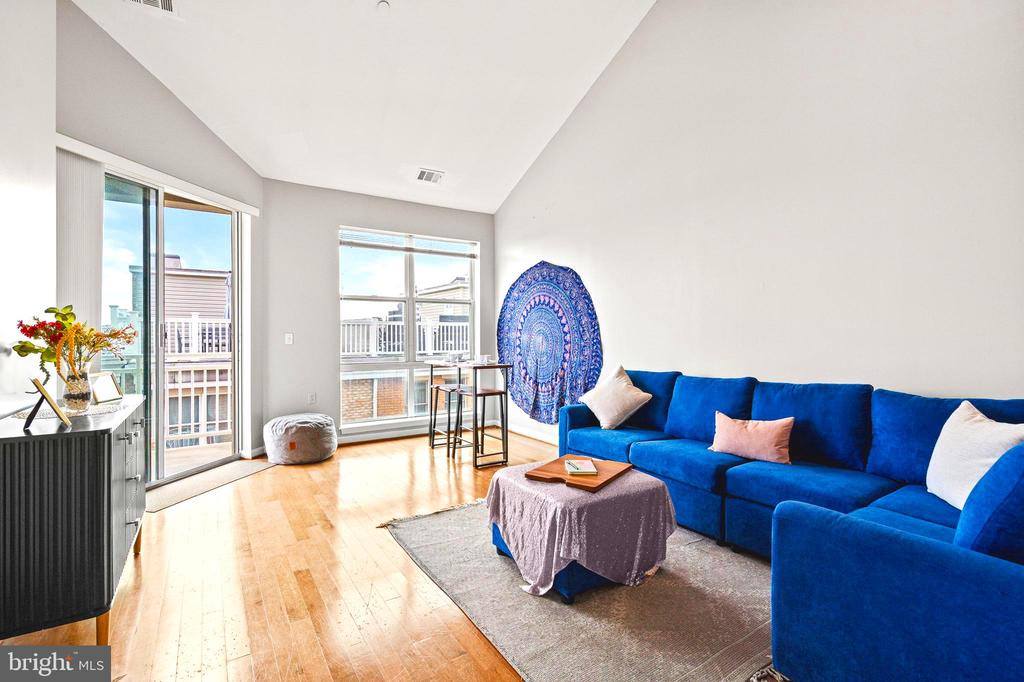 23 Pierside Drive, Baltimore, MD 21230