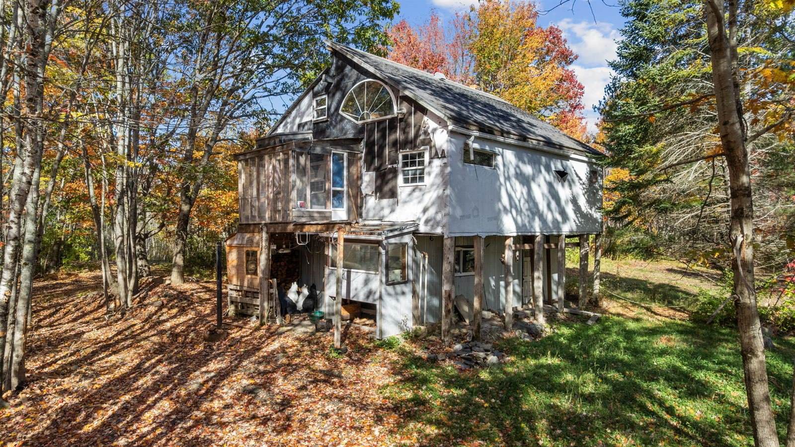 270 Stillwater Avenue, Orono, ME 04473