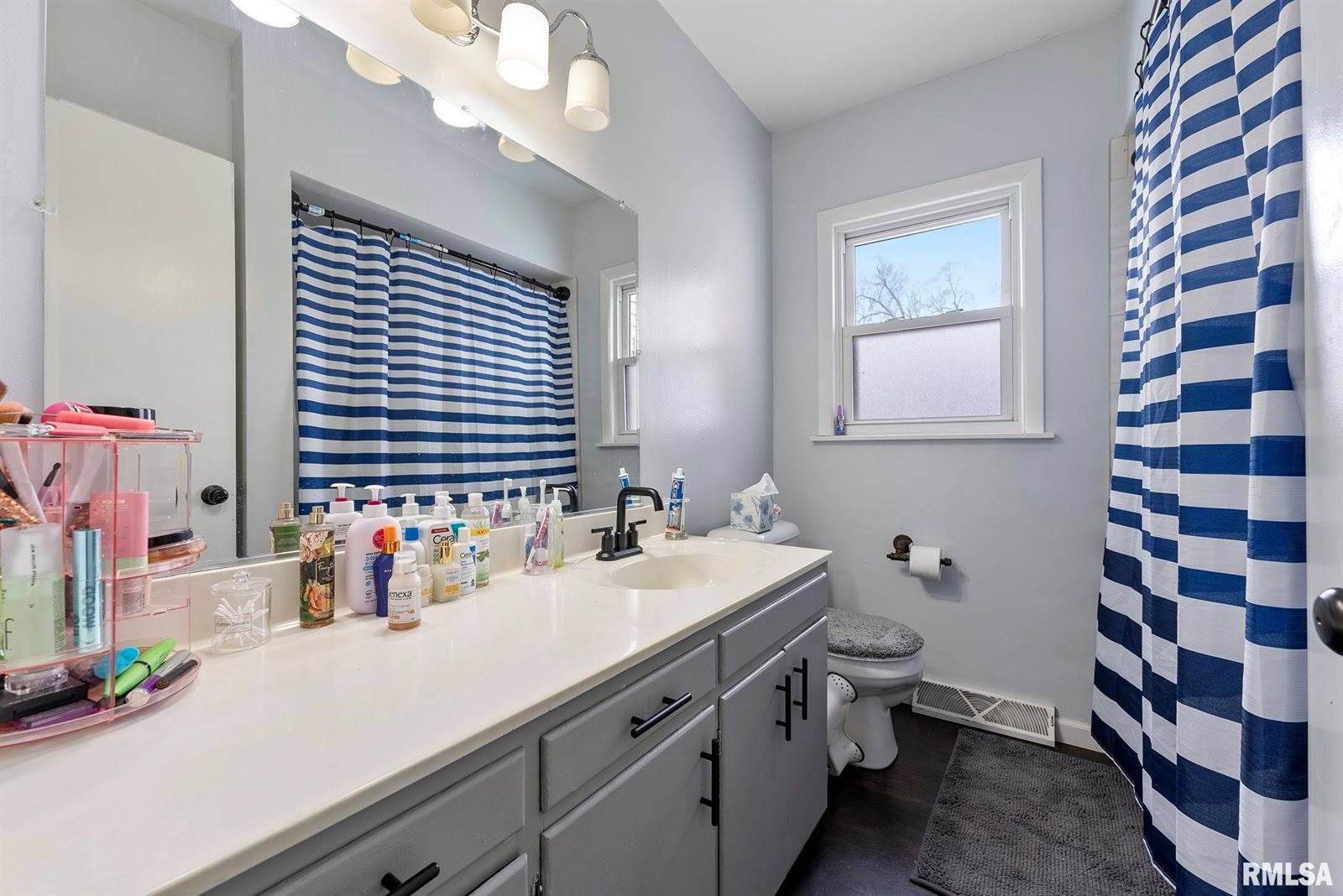 3314 28TH Street Court, Rock Island, IL 61201