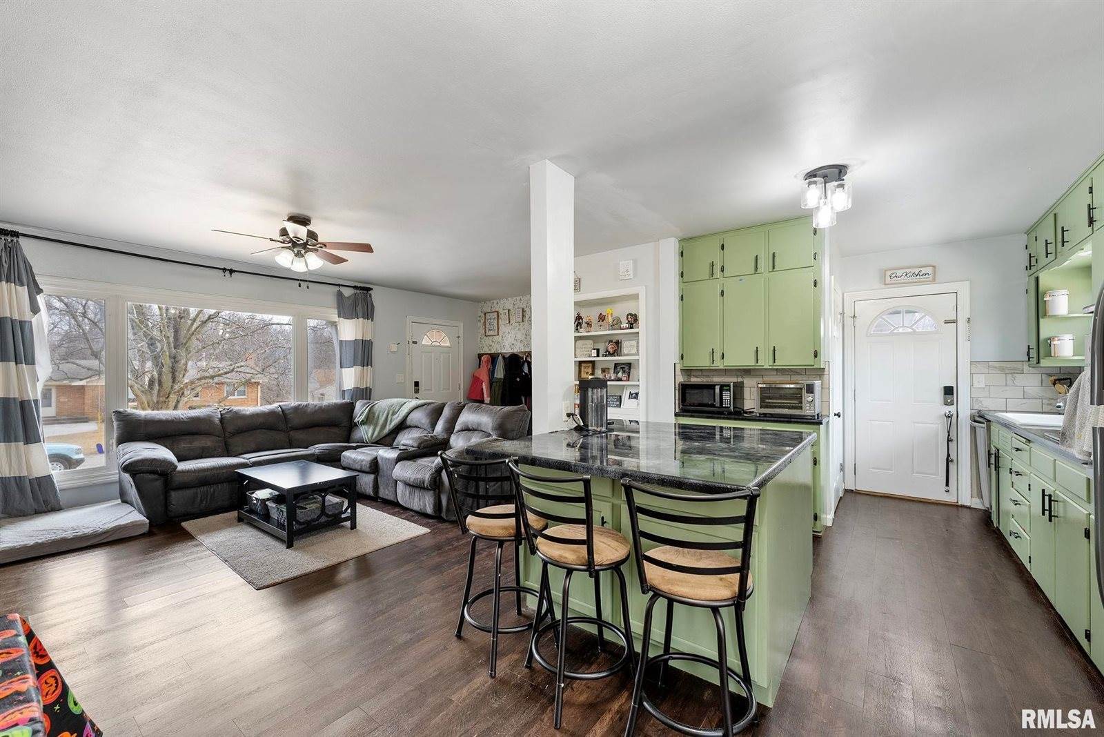 3314 28TH Street Court, Rock Island, IL 61201