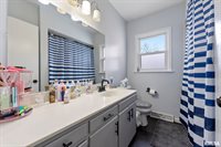 3314 28TH Street Court, Rock Island, IL 61201