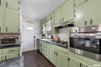 3314 28TH Street Court, Rock Island, IL 61201