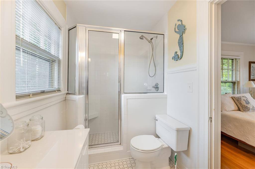 1107 New Garden Road, Greensboro, NC 27410