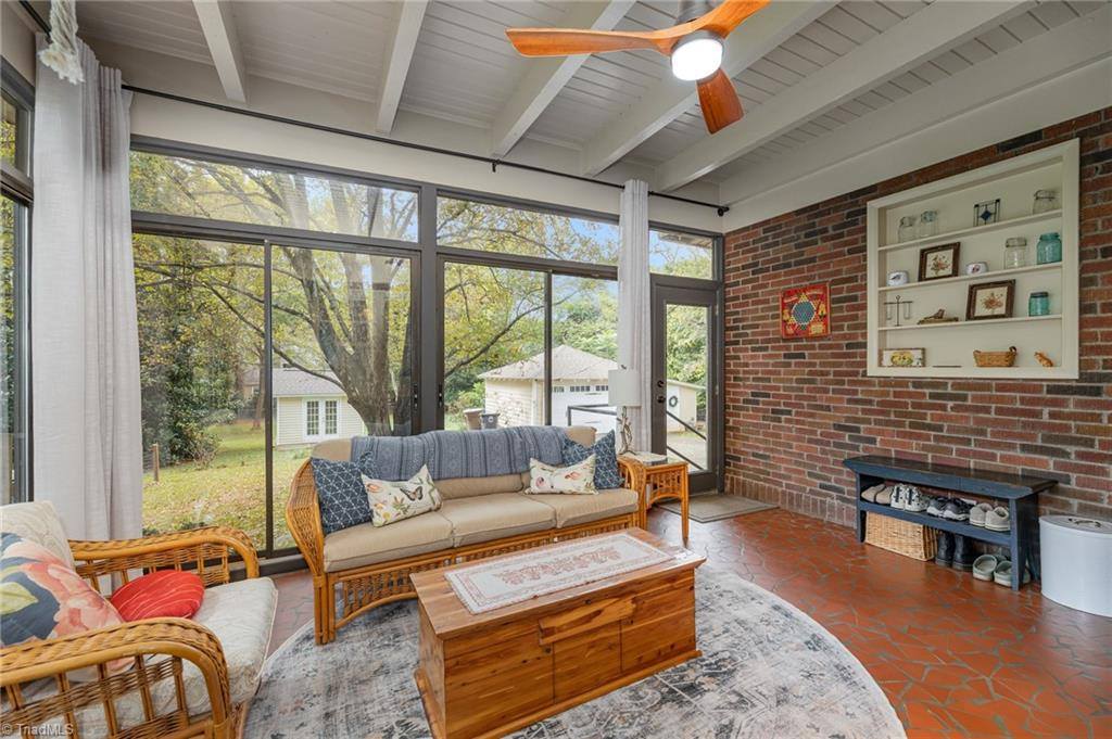 1107 New Garden Road, Greensboro, NC 27410