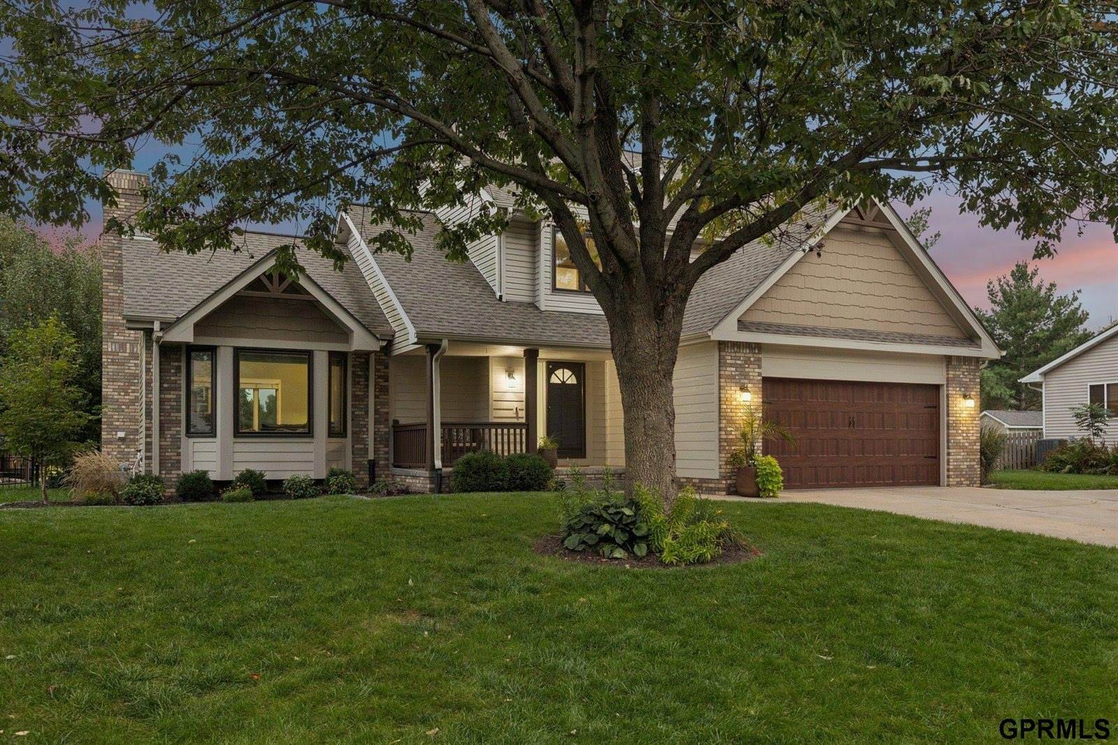 1625 North 214 Street, Elkhorn, NE 68022