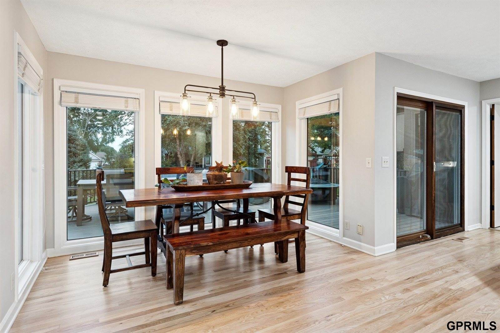 1625 North 214 Street, Elkhorn, NE 68022