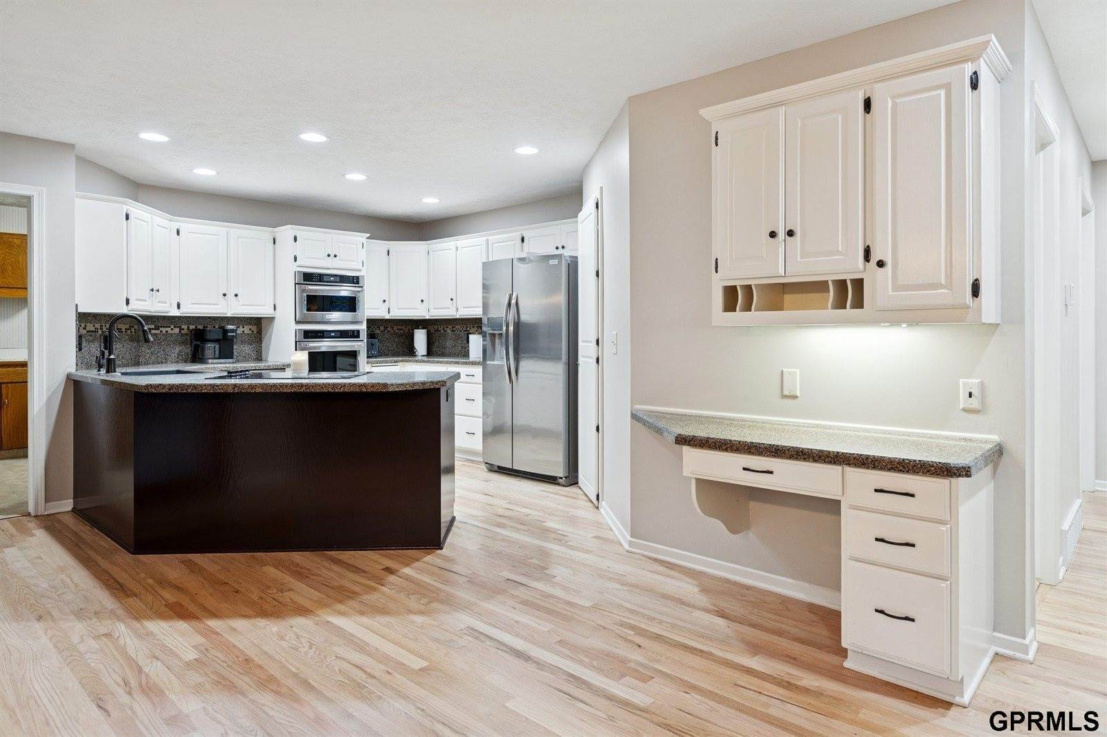 1625 North 214 Street, Elkhorn, NE 68022